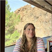 Profesora de inglés particulares con titulación de C1 para niños de 5-15 años. Soy estudiante de 4 de carrera